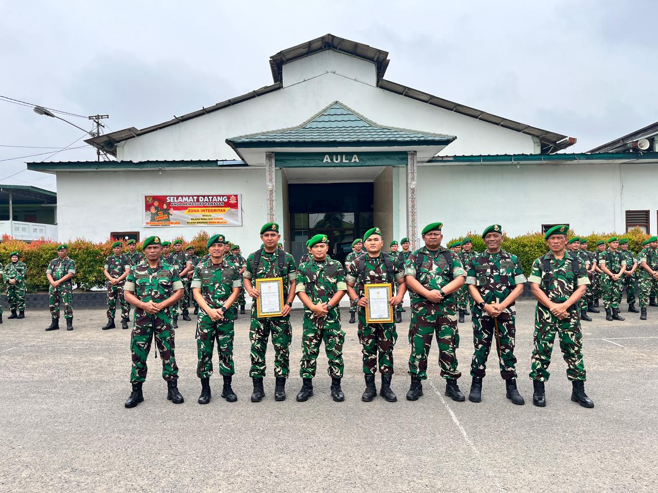 KEMANUNGGALAN DENGAN RAKYAT